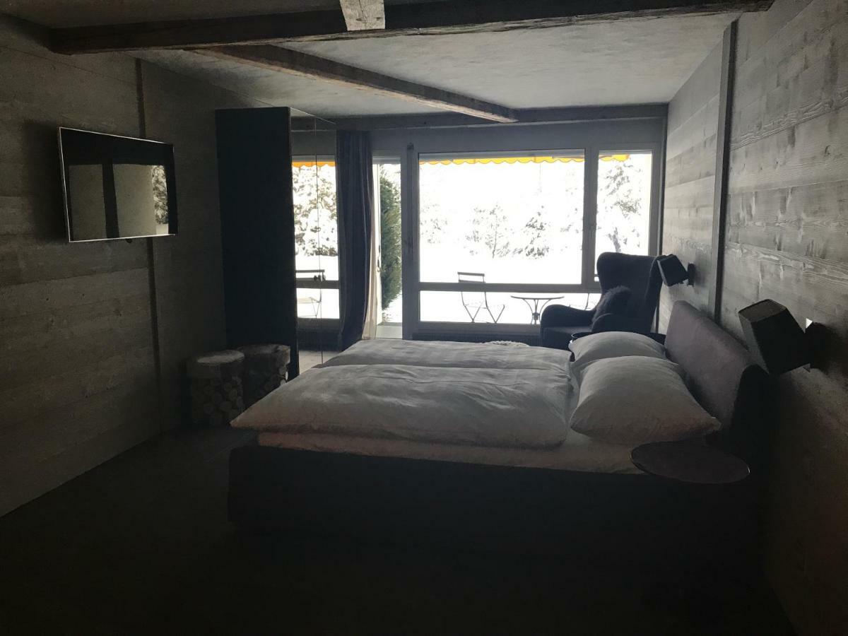 Charly In * Gstaad